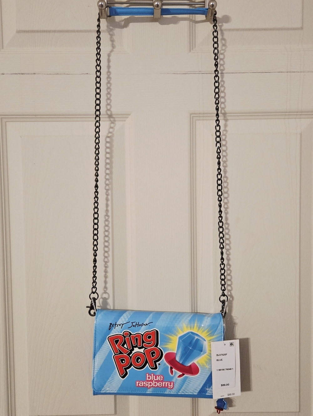 NWT Betsey Johnson Limited Edition Crossbody Ring Pop Purse